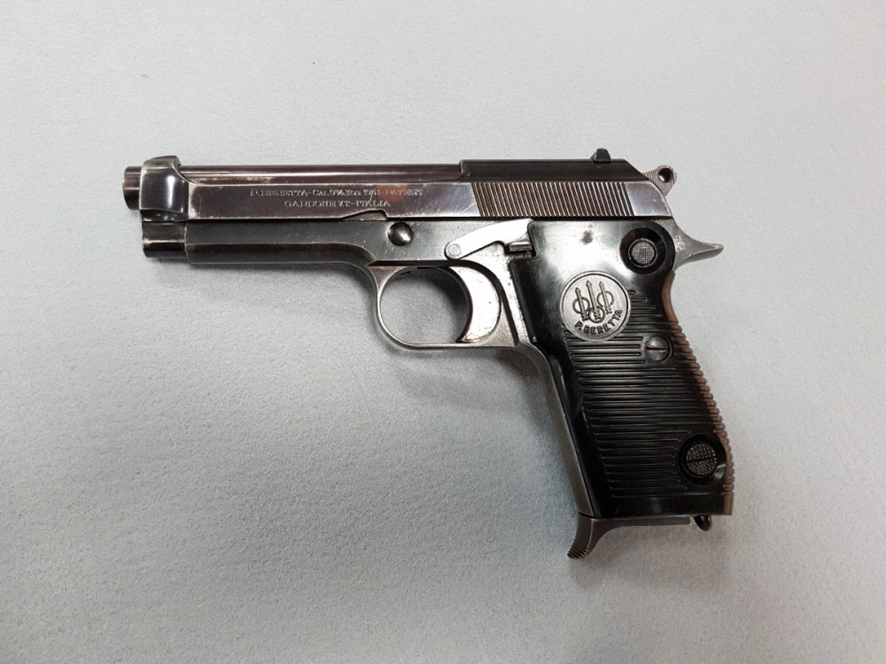 Pistole samonabíjecí Beretta 1951 cal.9mm Luger č.1