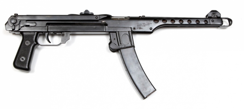 Samonabíjecí puška PPS 43 SEMI č.1