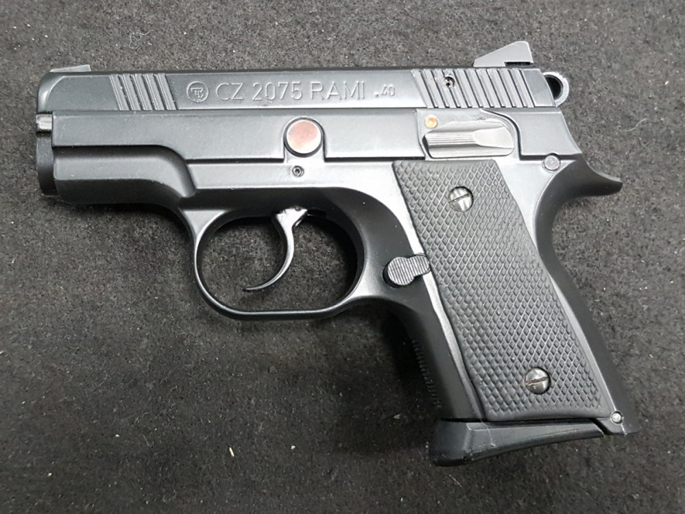 Samonabíjecí pistole CZ 2075 Rami (komise) č.1