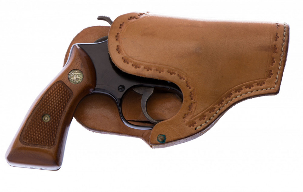 Revolver Smith & Wesson M37 Airweight č.3