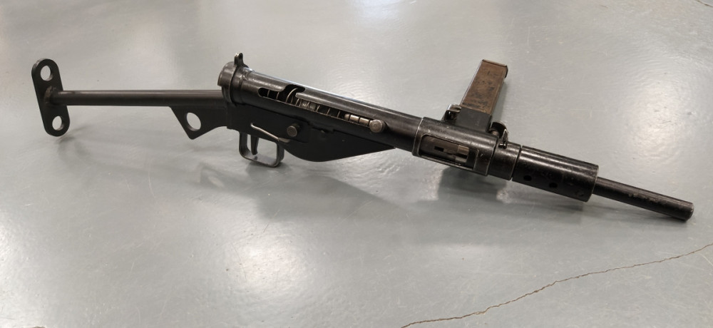 Samonabíjecí puška STEN Mk II č.1