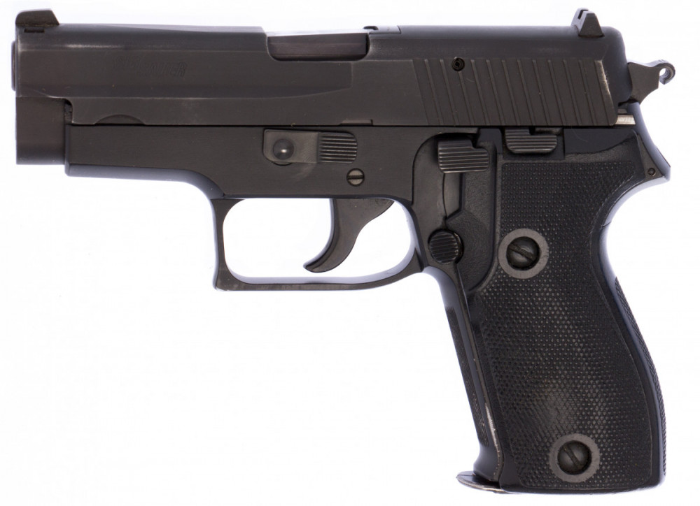 Pistole Sig Sauer P225 č.1
