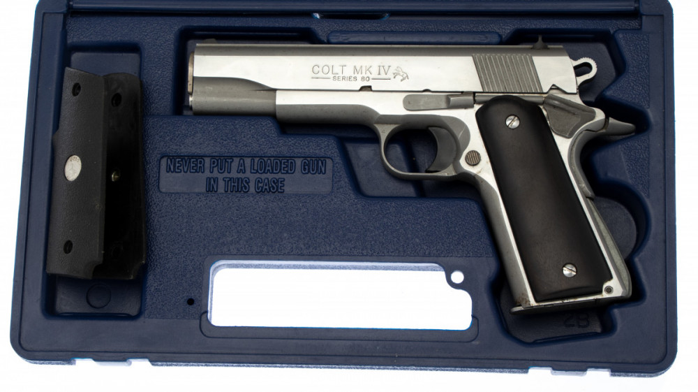 Pistole Colt 1911 Government Mark IV Series 80's č.3