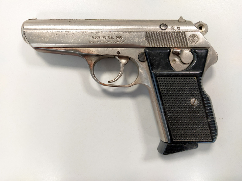 Pistole samonabíjecí CZ 70 - nikl