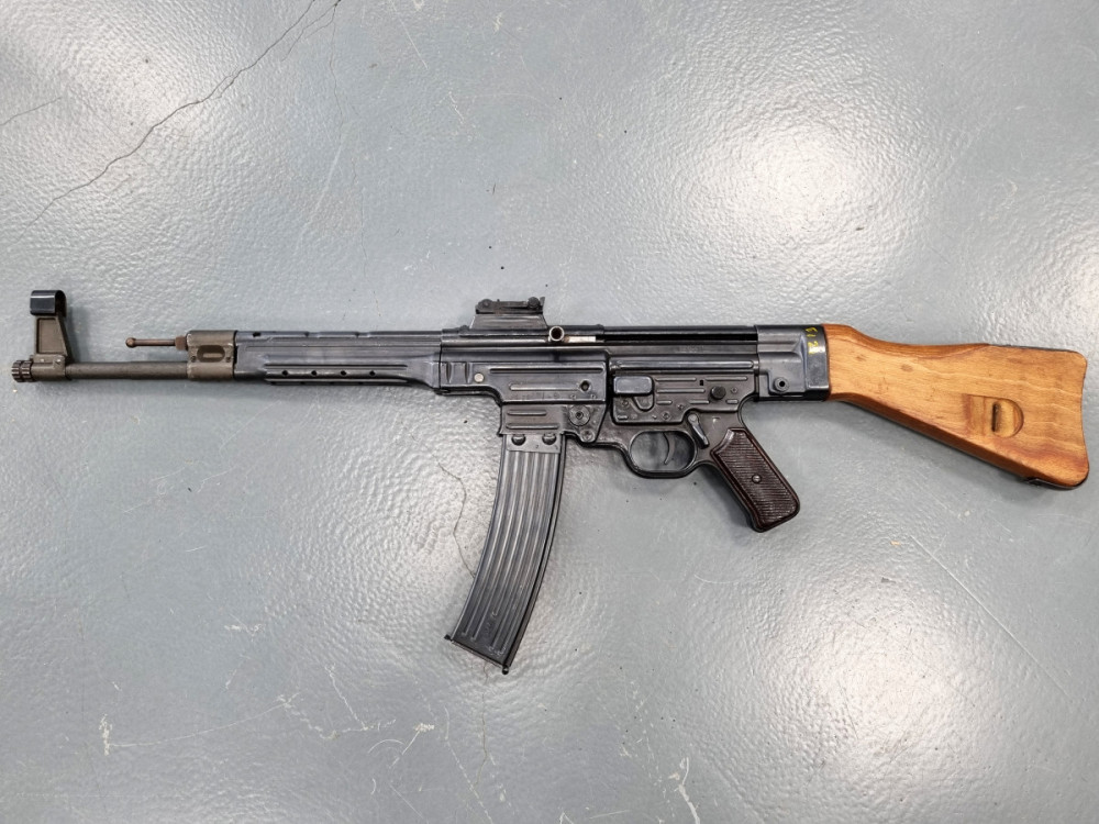 Puška samonabíjecí StG 44 (MP 44) - originál - kat. A-I č.1