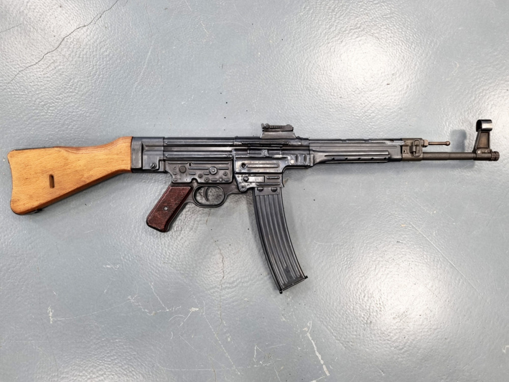 Puška samonabíjecí StG 44 (MP 44) - originál - kat. A-I č.2