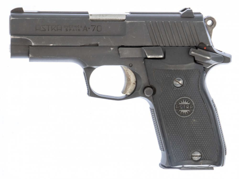 Samonabíjecí pistole Astra A-70 č.1