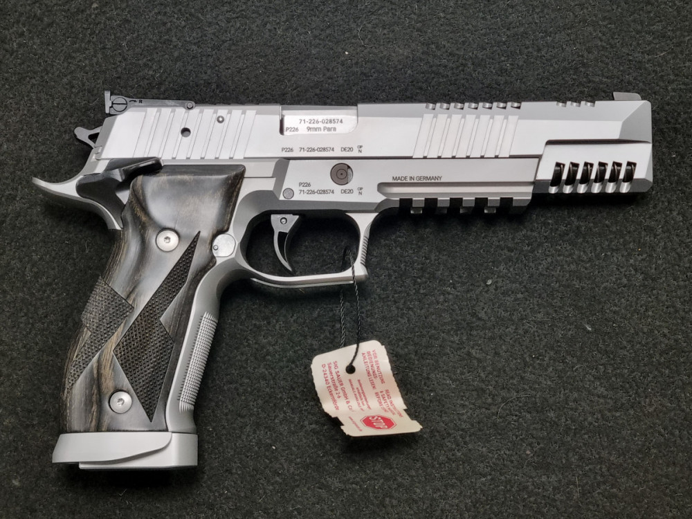 Pistole samonabíjecí Sig Sauer P226 X-SIX - KOMISE č.2