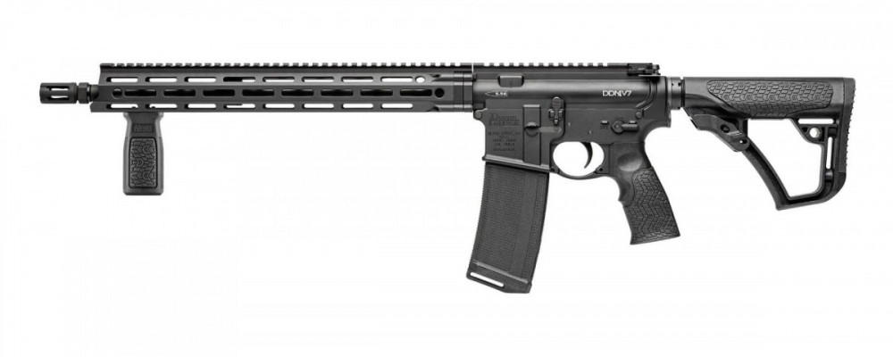 Samonabíjecí puška Daniel Defense – DDM4 V7 Black M-lok 16