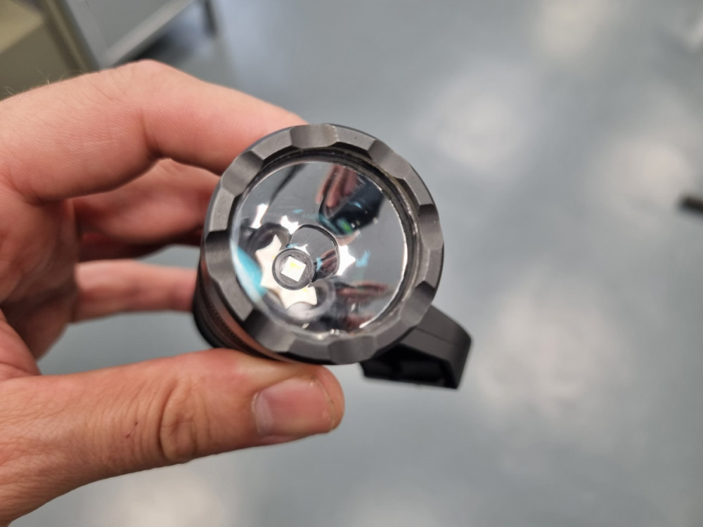 OWL - Optimized Weapon Light - KOMISE č.2