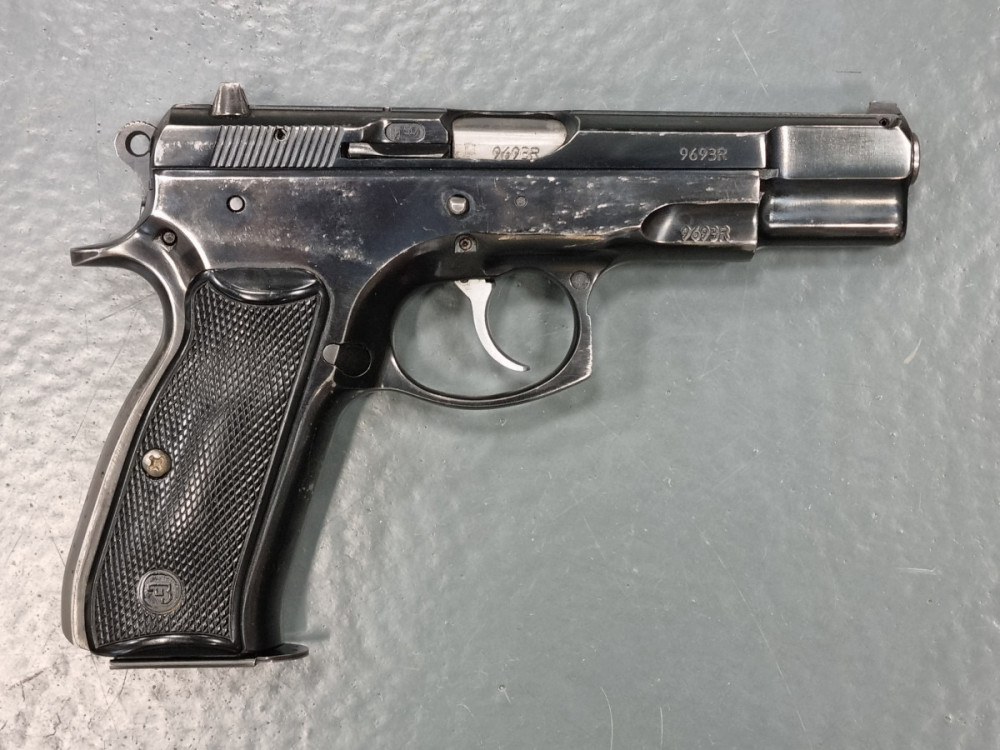 Pistole samonabíjecí CZ 75 B - KOMISE č.2
