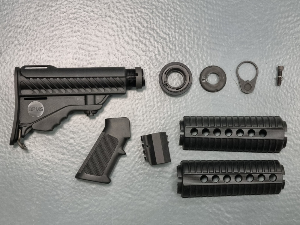 Samonabíjecí puška DPMS A-15 - KOMISE č.3
