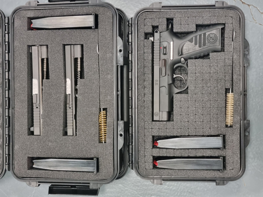 Pistole samonabíjecí ČZ Strakonice TT9 + adaptéry .40 S&W a .45 ACP - KOMISE č.3