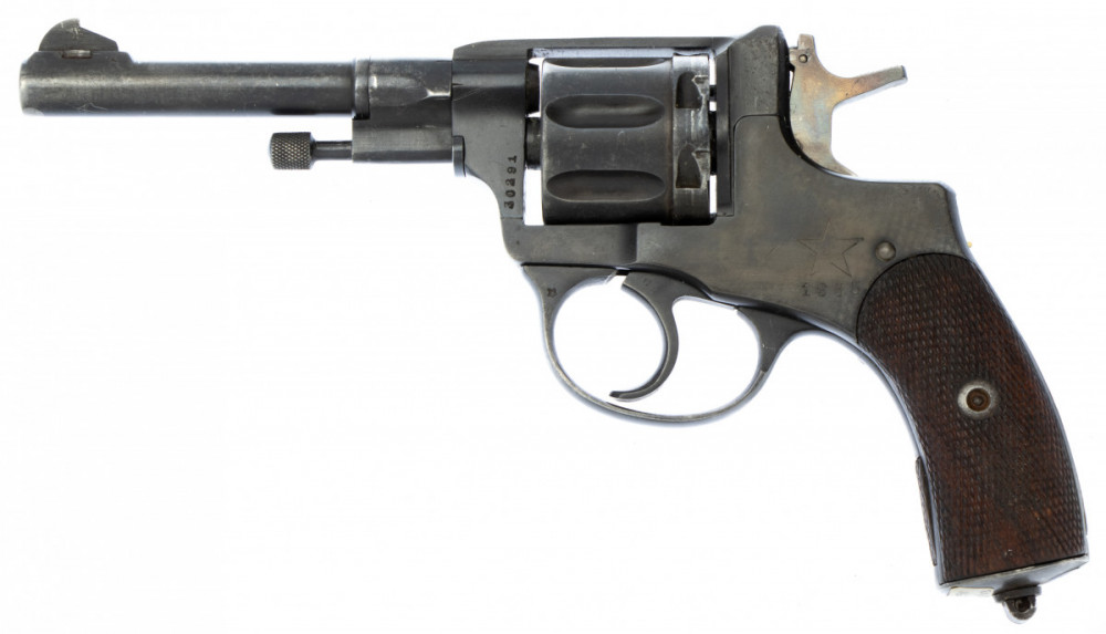 Revolver Nagant M1895 - KOMISE