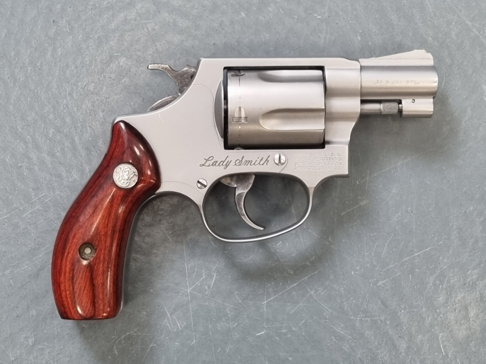 Revolver Smith & Wesson M60-7 Lady Smith - KOMISE č.2