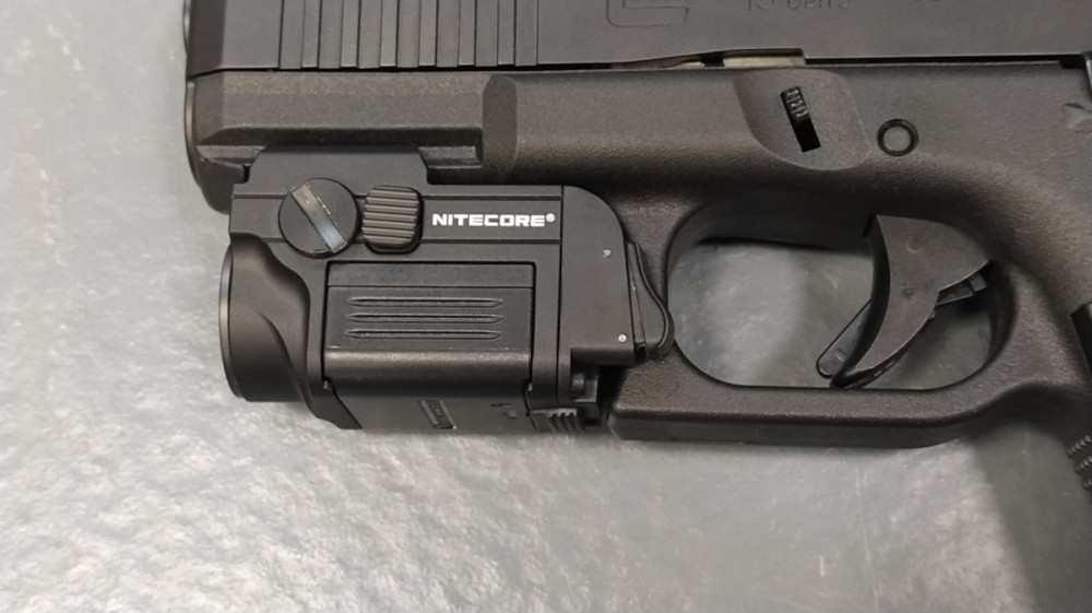 Zbraňová svítilna Nitecore NPL25 - 900 lm č.7