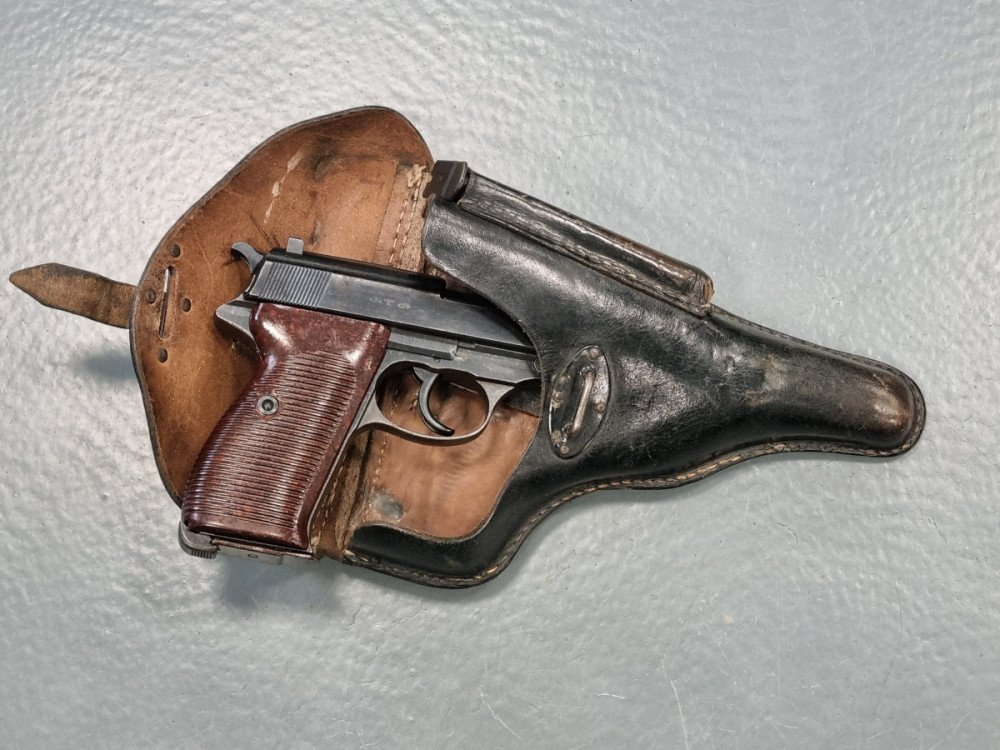 Pistole samonabíjecí Mauser P38 + pouzdro - KOMISE č.3