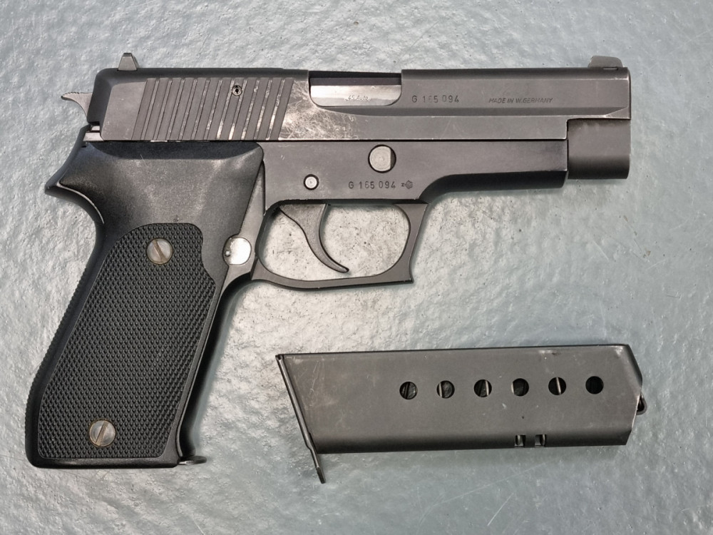 Pistole samonabíjecí Sig Sauer P220 .45 ACP - KOMISE č.2