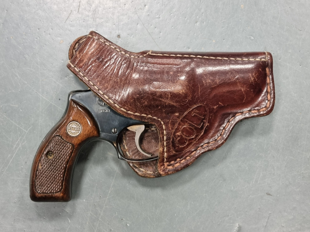 Revolver Astra 680 - KOMISE č.3