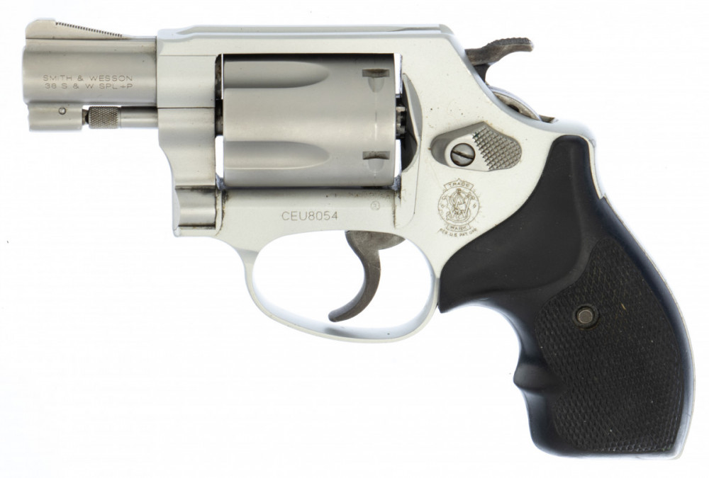 Revolver Smith & Wesson 637-1 Airweight č.1