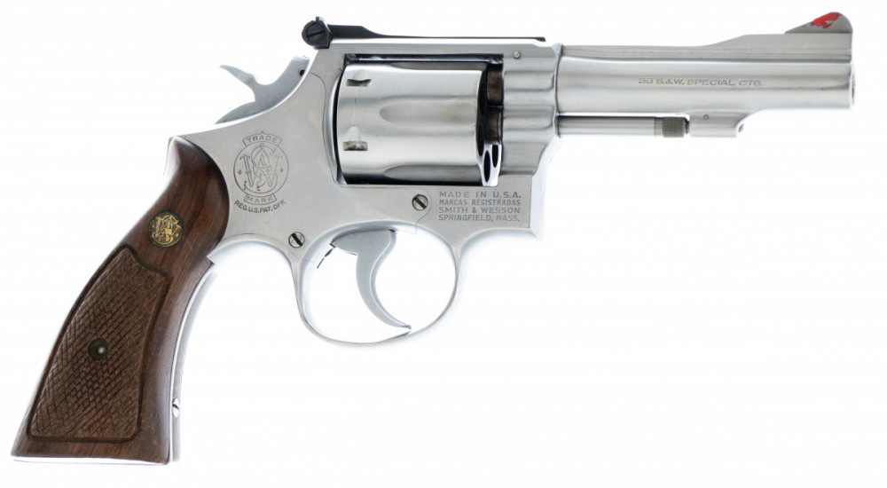 Revolver Smith & Wesson 67 - 4