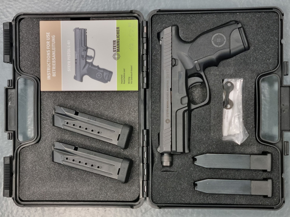 Pistole samonabíjecí Steyr L9A1 - KOMISE č.3