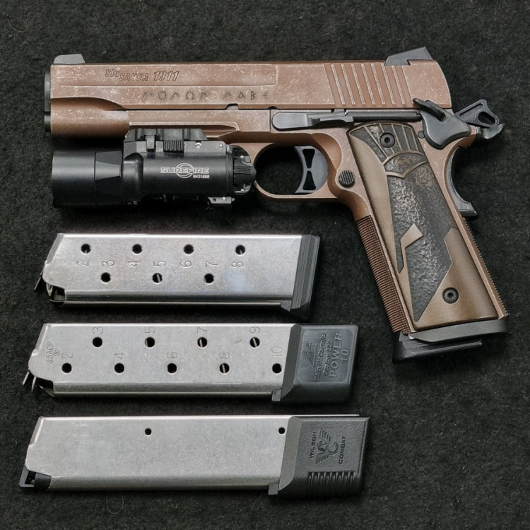 Pistole samonabíjecí Sig Sauer 1911 SPARTAN II - KOMISE č.1