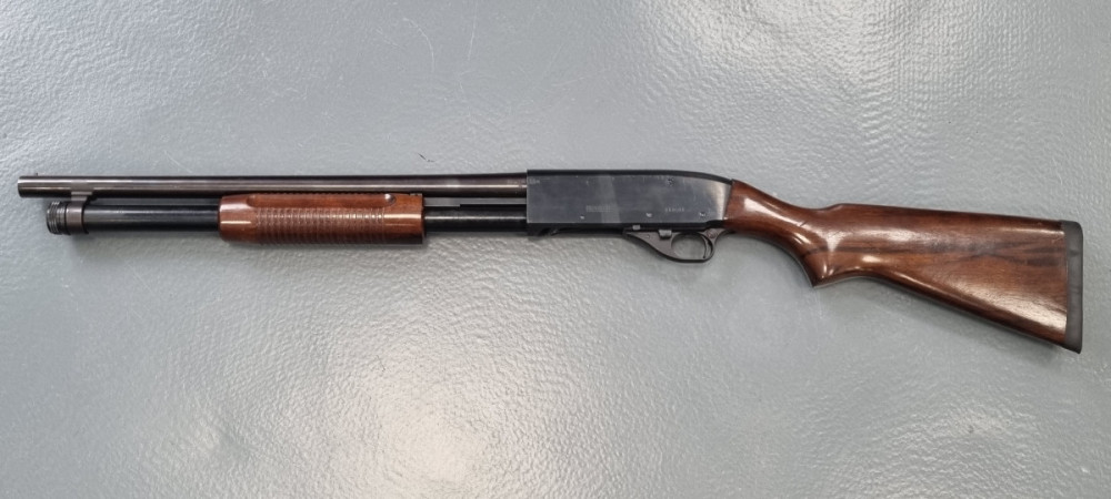 Brokovnice opakovací Magtech 586 -12/76 - KOMISE