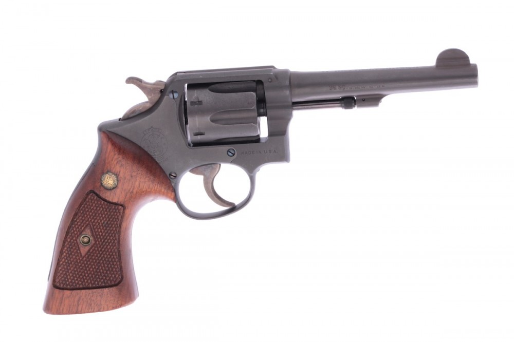 Revolver Smith & Wesson MP 10 č.1