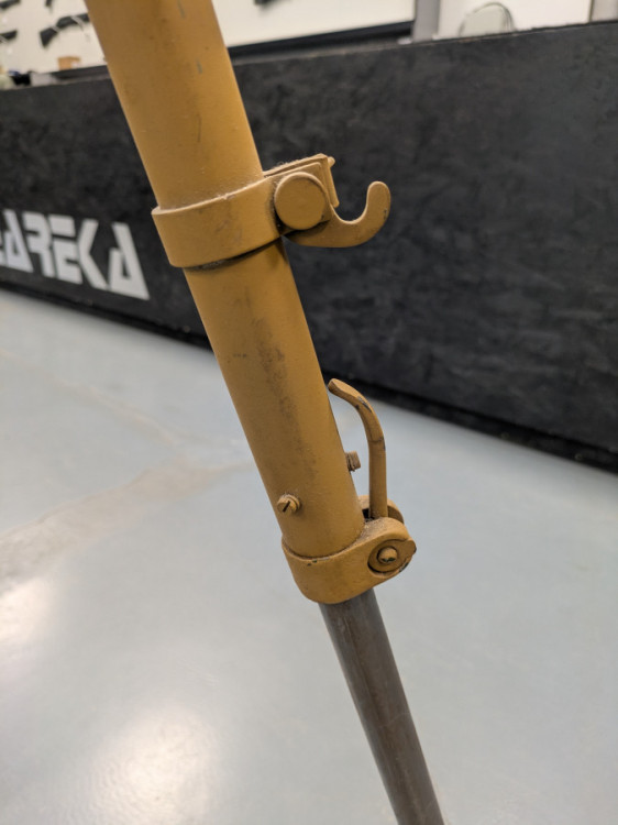 AA tripod pro MG42 č.3