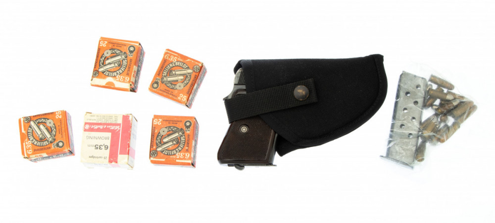 Pistole samonabíjecí ČZ vz. 45 č.3
