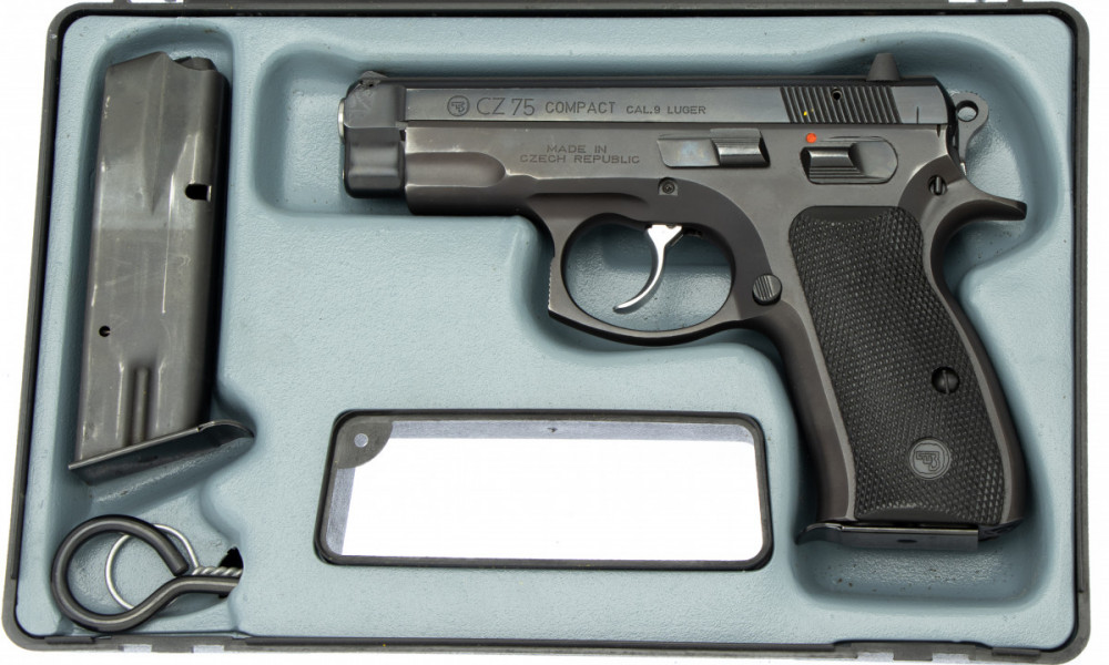 Samonabíjecí pistole CZ 75 Compact č.3