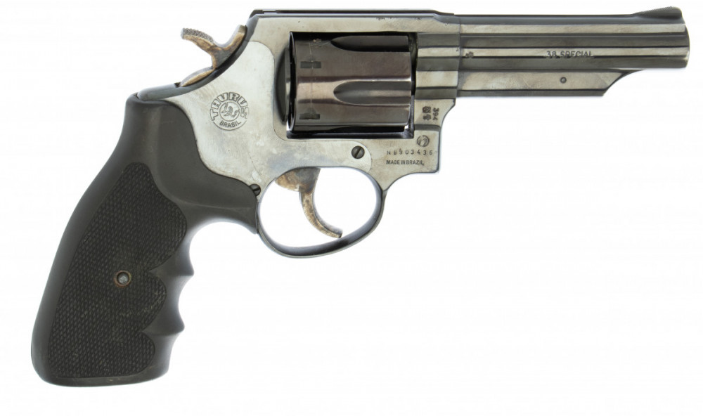 Revolver Taurus 82 4