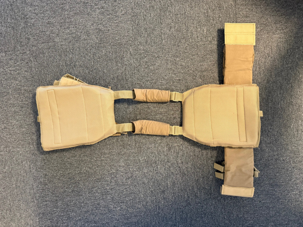 Balistická vesta NATO IV - SET ( Nosič + 2 pláty ) č.2