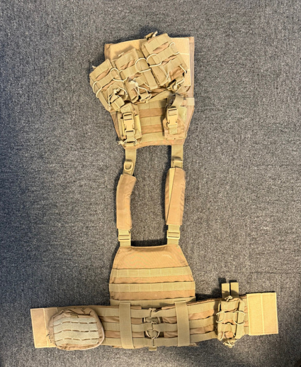 Balistická vesta NATO IV - SET ( Nosič + 2 pláty ) č.1