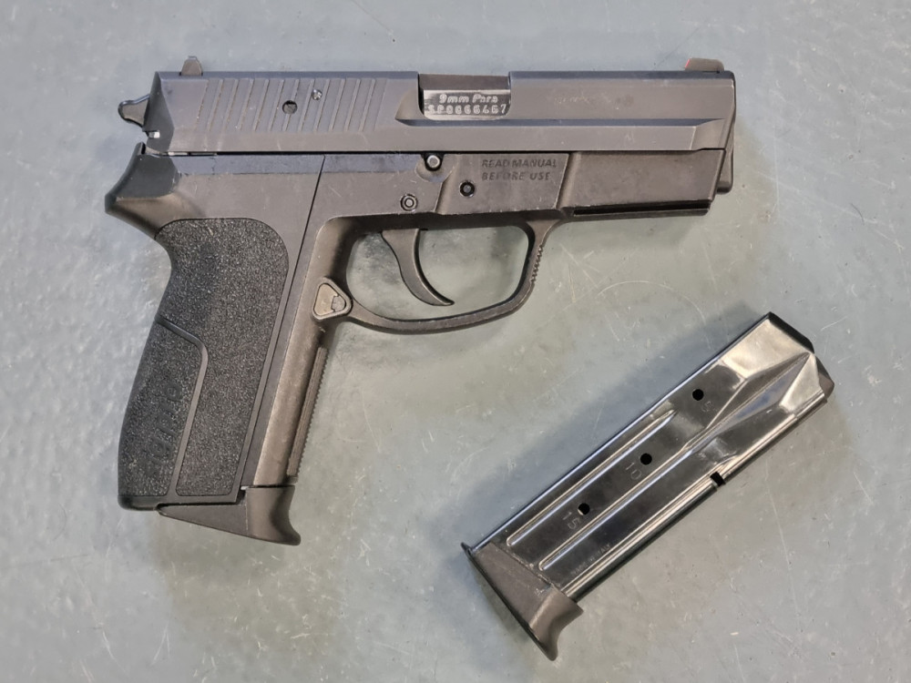 Pistole samonabíjecí Sig Pro SP 2009 - KOMISE č.2