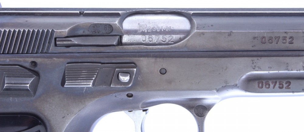 Pistole CZ 85 č.3