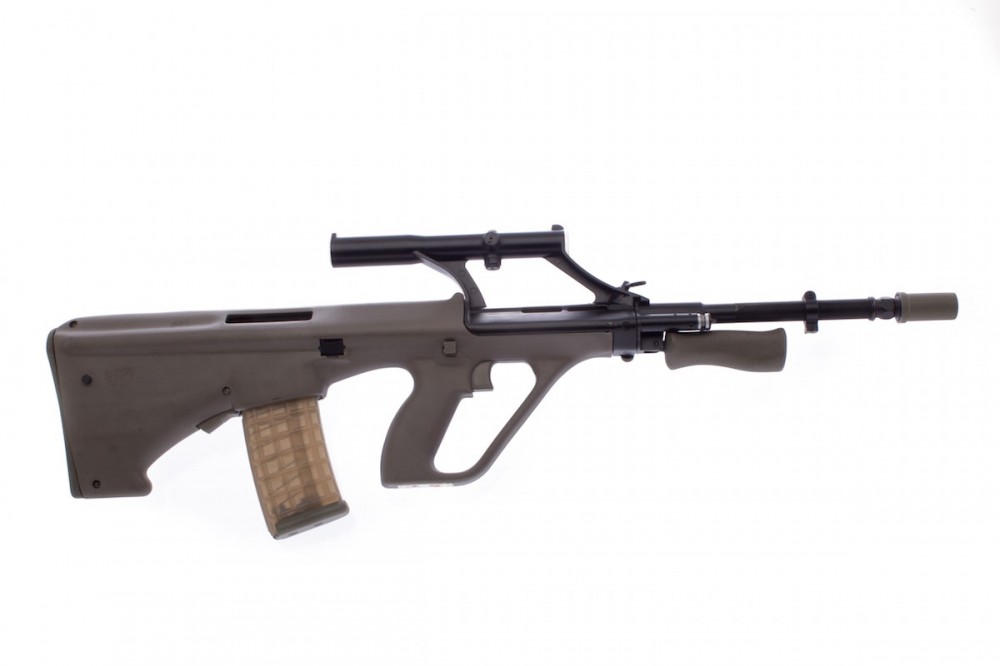 Puška Steyr AUG fullauto č.1