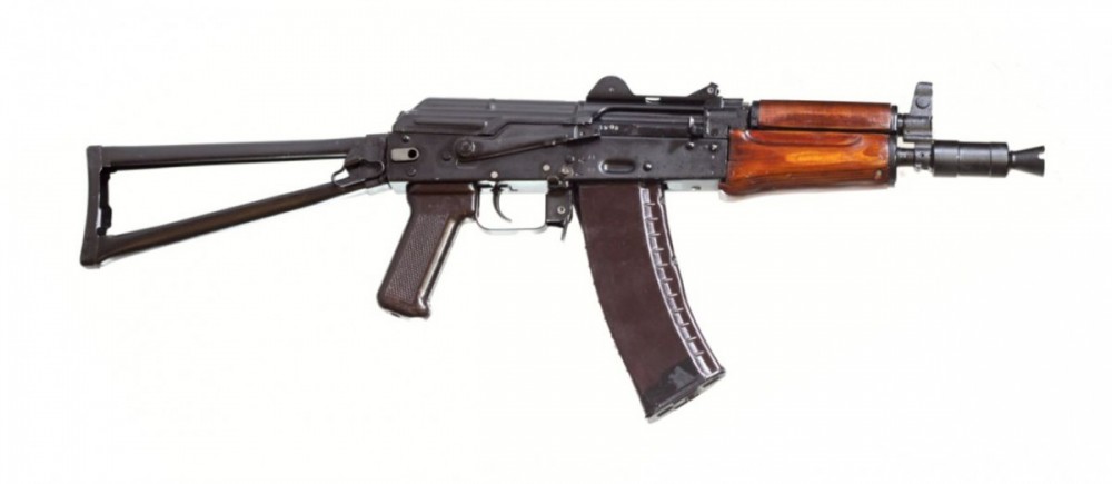 Samonabíjecí puška AKS-74U č.1