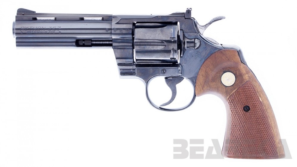 Revolver Colt Python cal.357Mag č.1