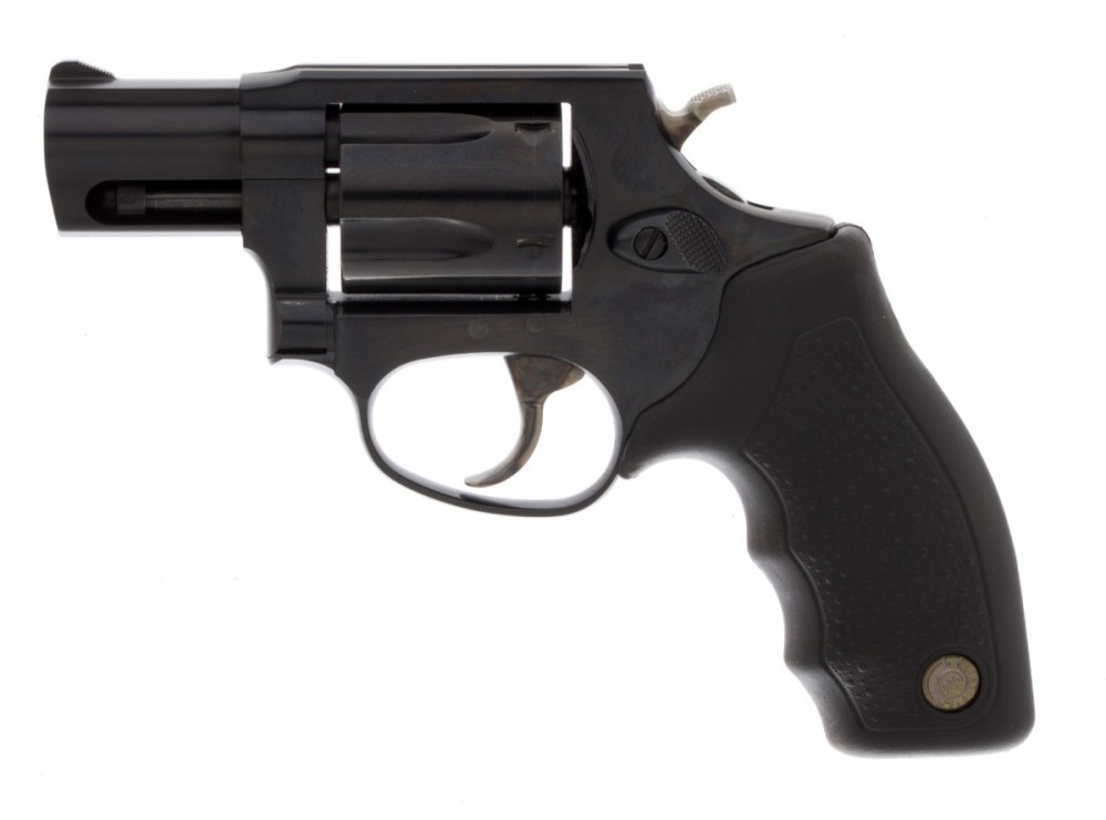 Revolver Taurus 85 Defender č.1