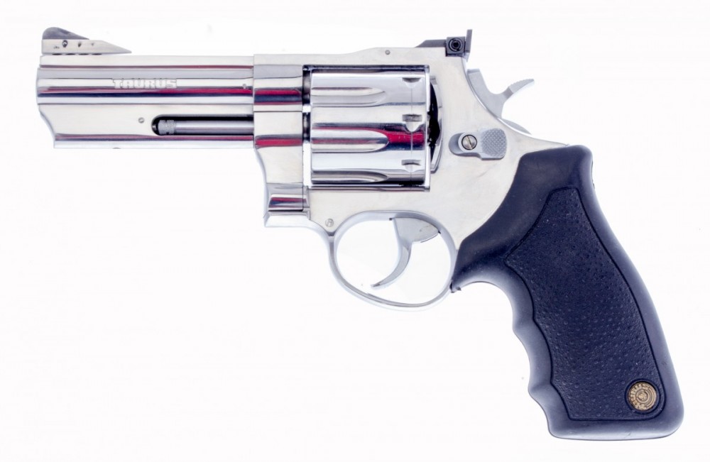 Revolver Taurus 608CP cal.357Magnum č.3