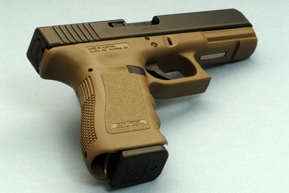 Pistole Glock 19 3.GEN olive č.1