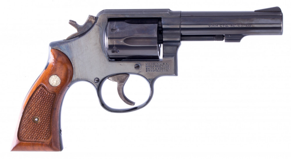 Revolver Smith & Wesson 547 9mm č.2